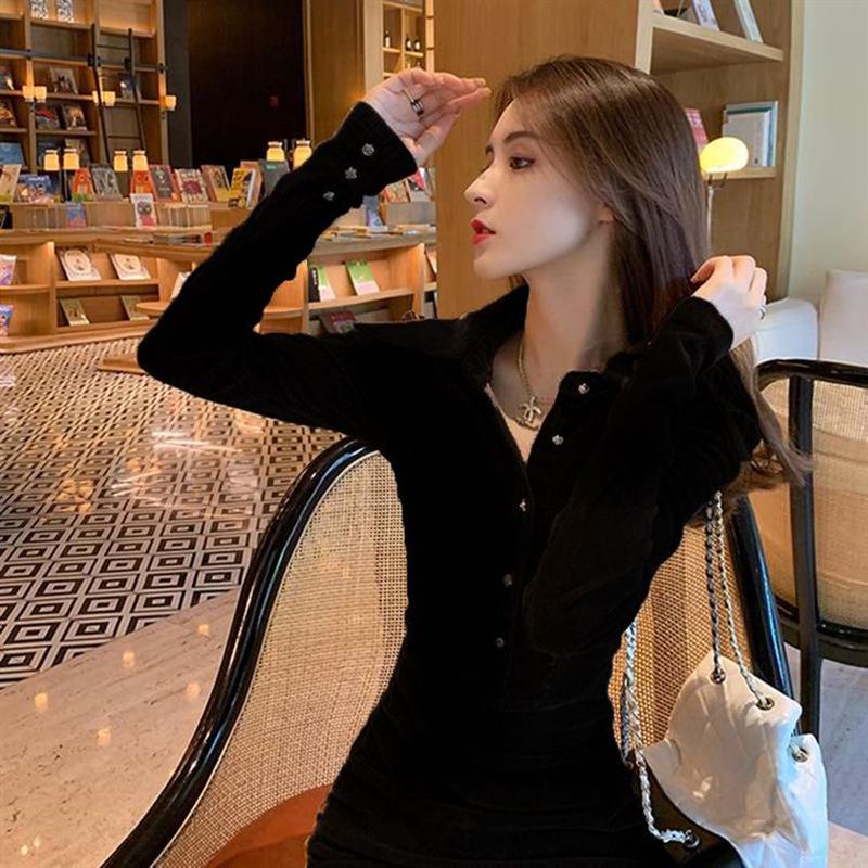 Hepburn Style Women's High-End Waist-Cinched Slimming Dress with Lapel, Perfect for Spring and Autumn.