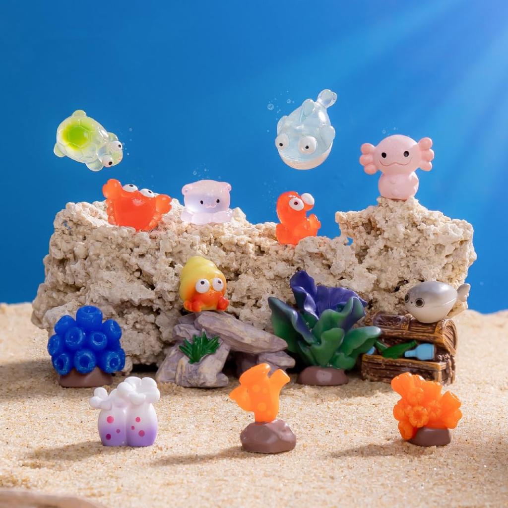 Set of 18 Resin Miniature Coral and Fish Miniature Marine Life Aquarium Aquarium Decorative Cute and Fun Simulation Stylish Home Gift Marine Life