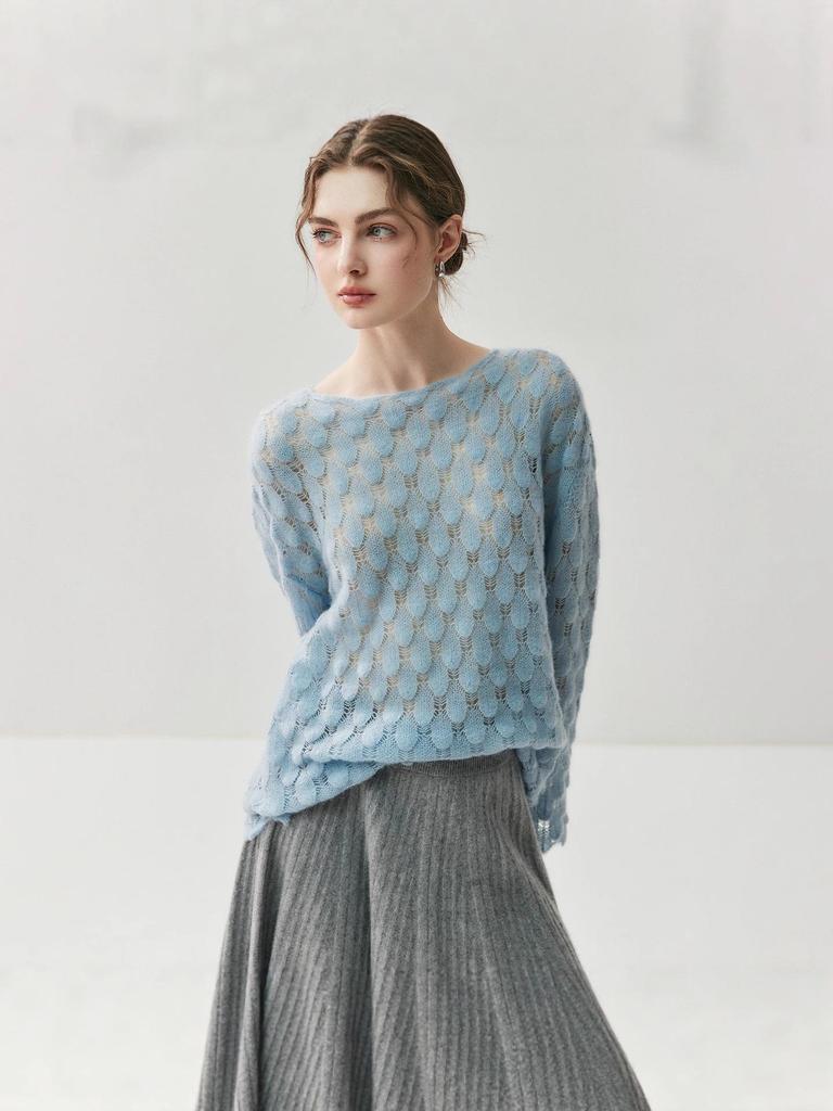 Hollow-Out Feather Design Women's Cashmere Knitwear Top - Lightweight Spring & Autumn Sweater