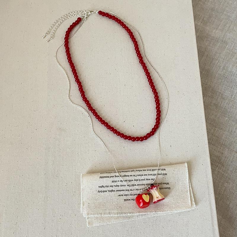 Niche Design Sense Three-Dimensional Apple Red Beads Stacked Necklace Women'S Simple Light Luxury Versatile Neck Chain Sweater Chain