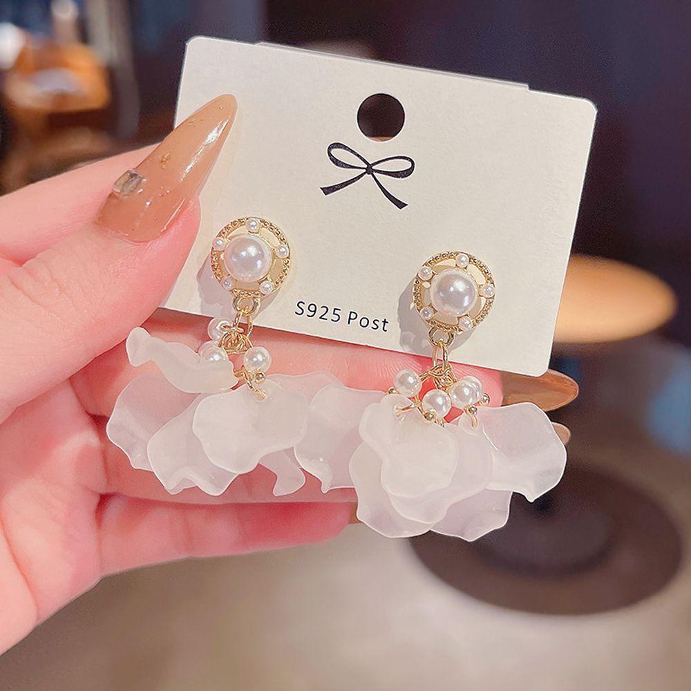 

Gift Cute Elegant Pearl Temperament Korean Style Ear Stud Women Earrings Fashion Jewelry Flower белый