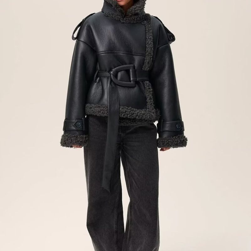 Za Autumn and Winter New Arrivals Women's Clothing Zr European and American Style Fashionable Versatile Lapel Short Leather and Fur Integrated Jacket