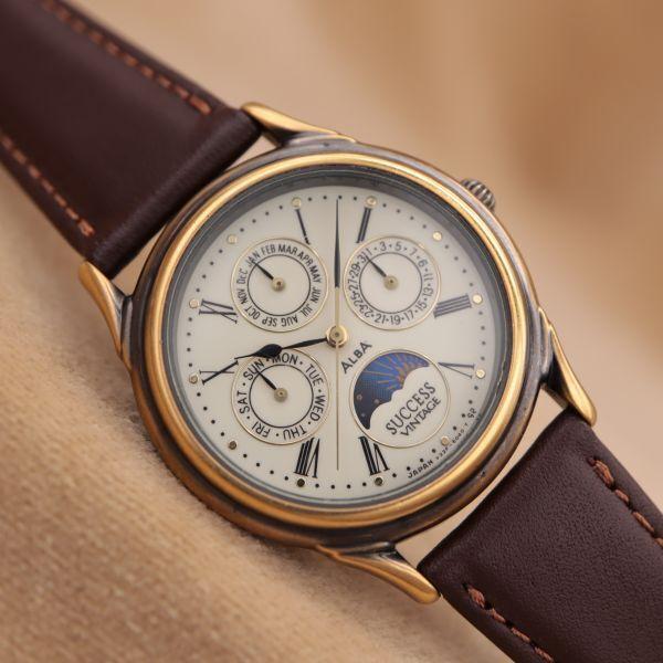 Seiko Alba V33F-6A10 SEIKO Alba Success Triple Calendar Moon Phase Quartz 33.8mm Made in 1999 Battery replaced CH450