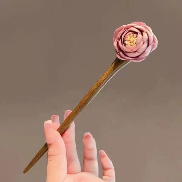 

1/2pcs Sandalwood Floral Hairpin - Antique-Inspired Elegant Hair Accessory with Pink Roses & Golden Accents for Cheongsam,Hanfu