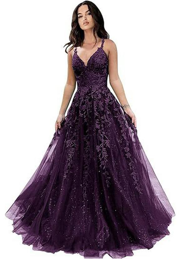Elegante Abito da Sera in Rete Ricamata con Paillettes e Scollo a V Profondo