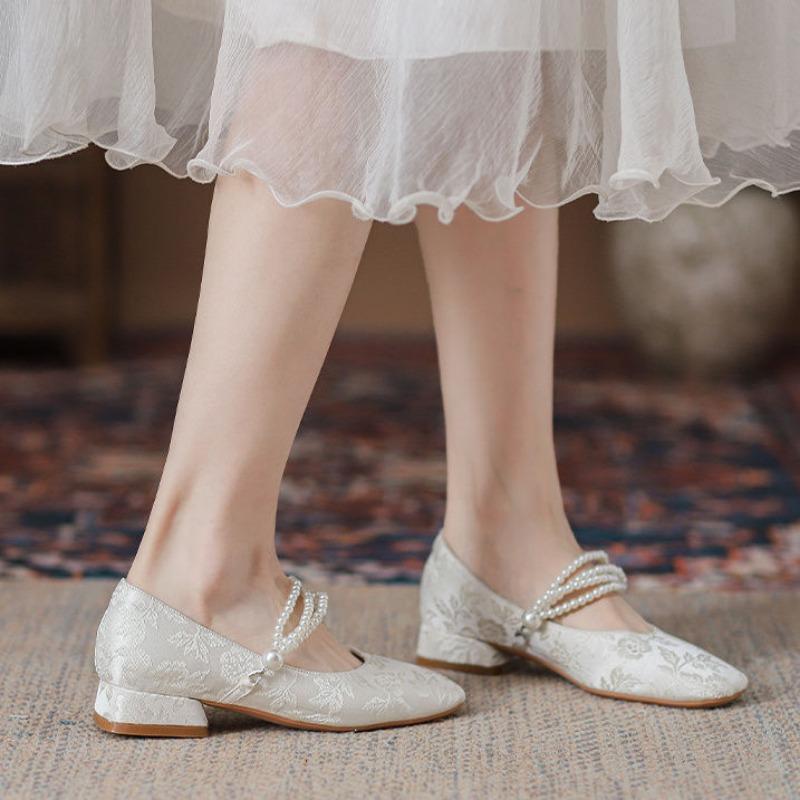Fashion Low Heel Elegant Ladies Pumps Pearl Square Toe Women's Shoes Vacation on Offer Y2k High Quality Slip Spring Young Popular 39 Non