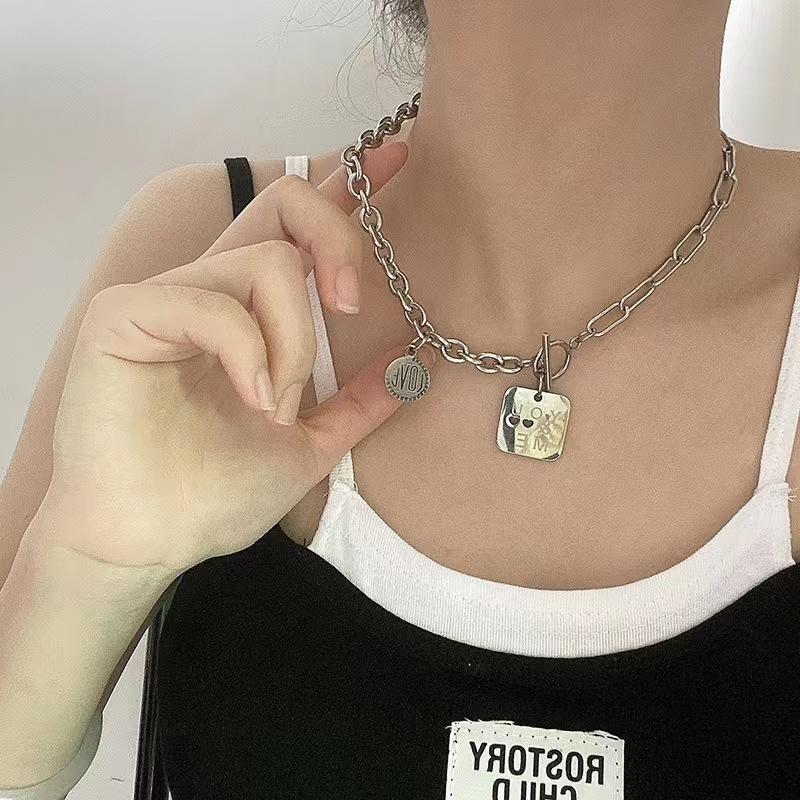 Non-fading hip-hop round square brand letter titanium steel short necklace hiphop trendy personality terroir cool dancing chain