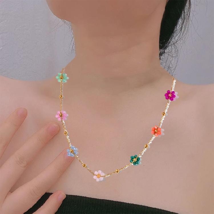 Fashionable Statement with Colorful Flower Beads Sturdy Steel Necklace and Bracelet Set for Stylish Outfits Trendsetters