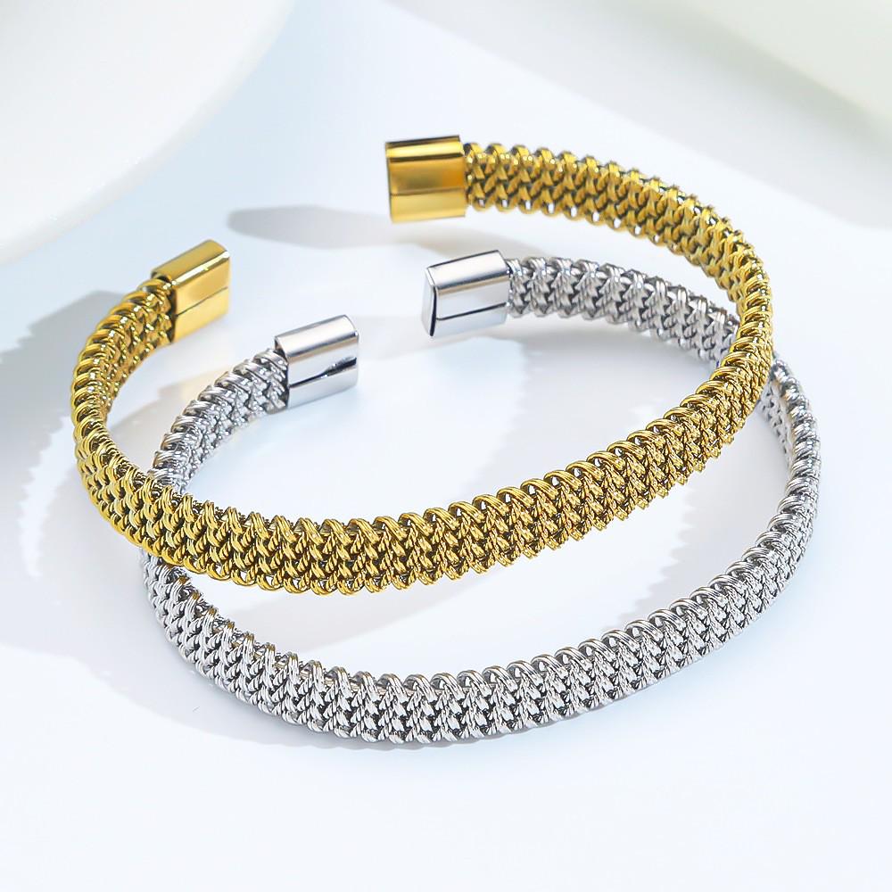 18K Gold Electroplated Stainless Steel C-shaped Bracelet for Men and Women