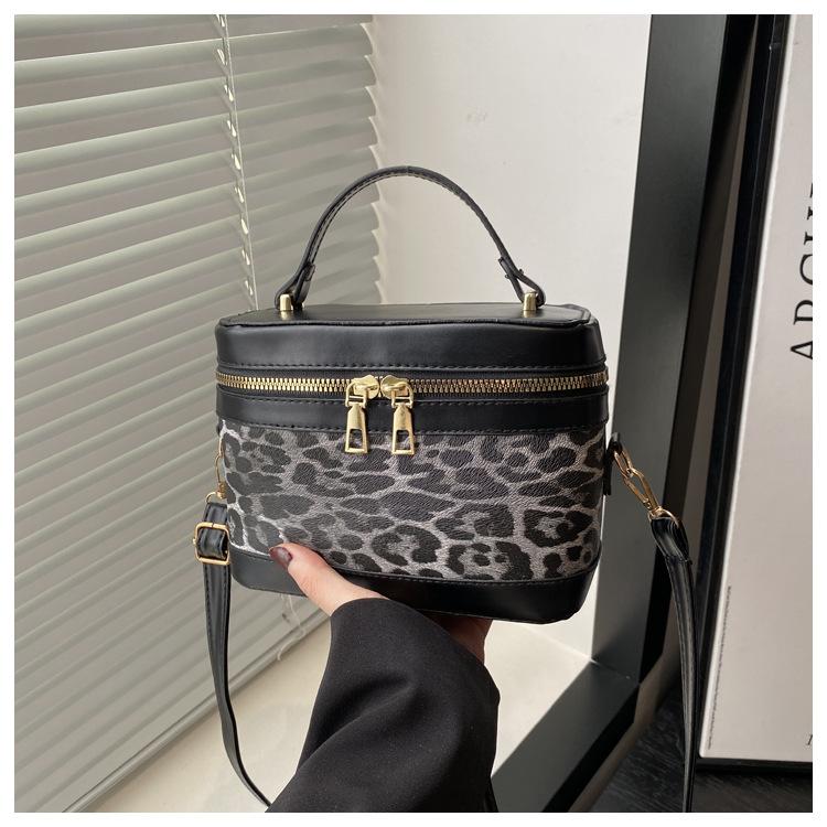 New High End Korean Cylindrical Bucket Bag  Contrasting Color Crossbody Bag  Women's Multi-functional Shoulder Bag