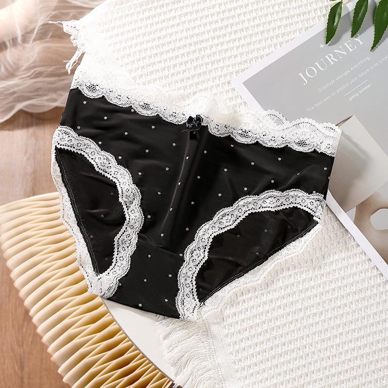 Ladies Spring and Summer Cute Saucy Polka Dot Ice Silk No Trace 10A Antibacterial Crotch Waist Triangle Briefs