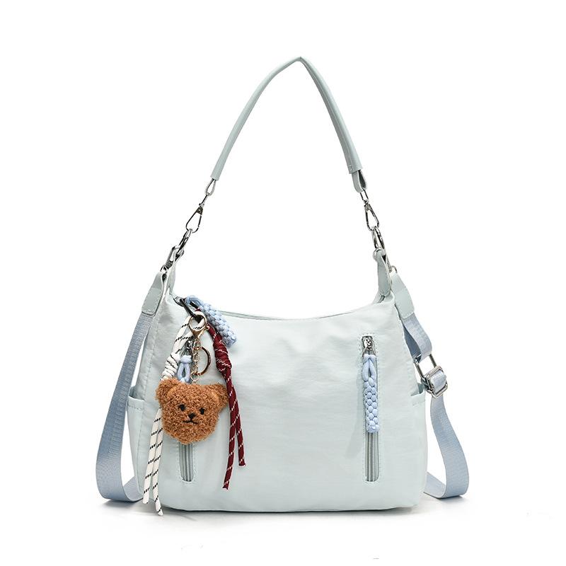 New nylon bag female student class messenger bag large capacity commuter waterproof bag simple versatile shoulder bag