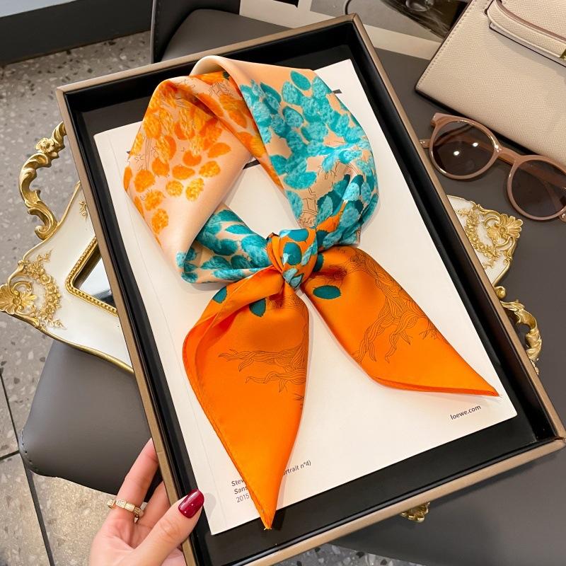 High-end large square scarf silk scarf women's new versatile neck summer thin bag head mother scarf with shawl