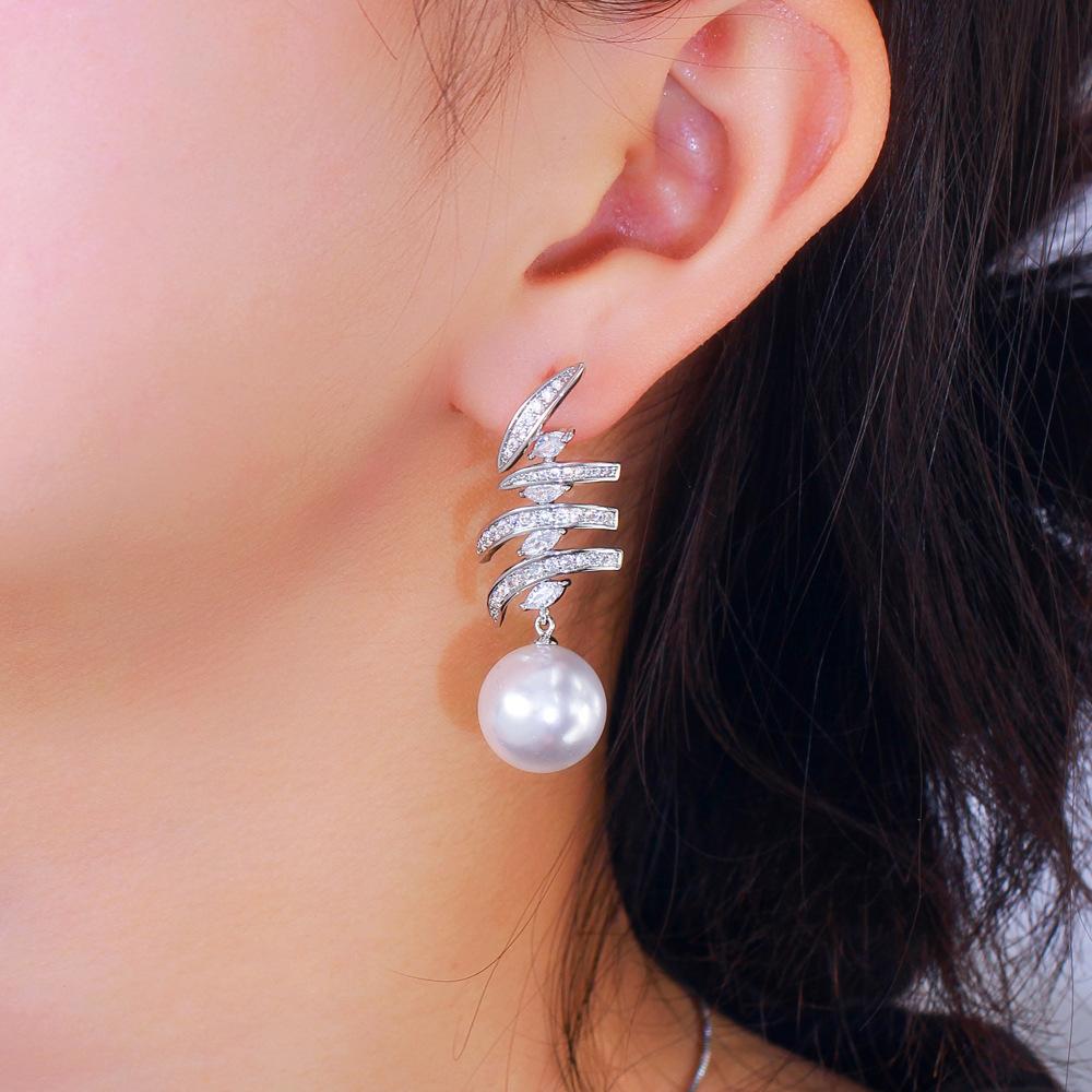 Light Luxury Celebrity High-End Zircon Inlaid Earrings Multi-Layer Geometric Lines Full Of Diamonds Pearl Earrings