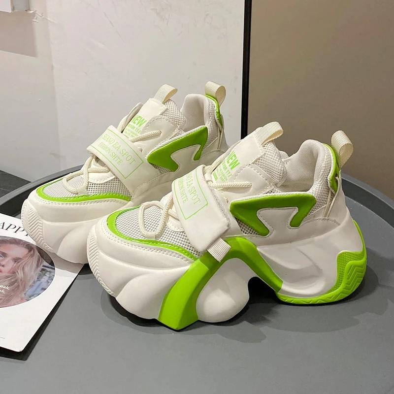 Fashion Women Platform Casual Breathable Mesh Shoes 2024 New Summer Chunky Sneakers 7CM Wedge Hidden Heels Woman Hollow Leisure Shoes