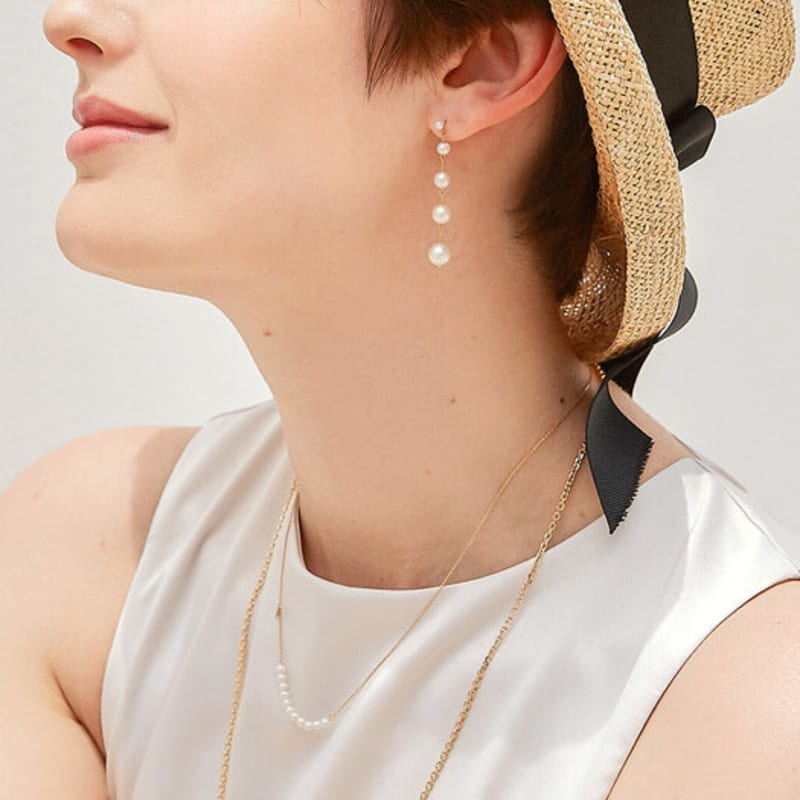 DOUZE Fleur Pearl Necklace