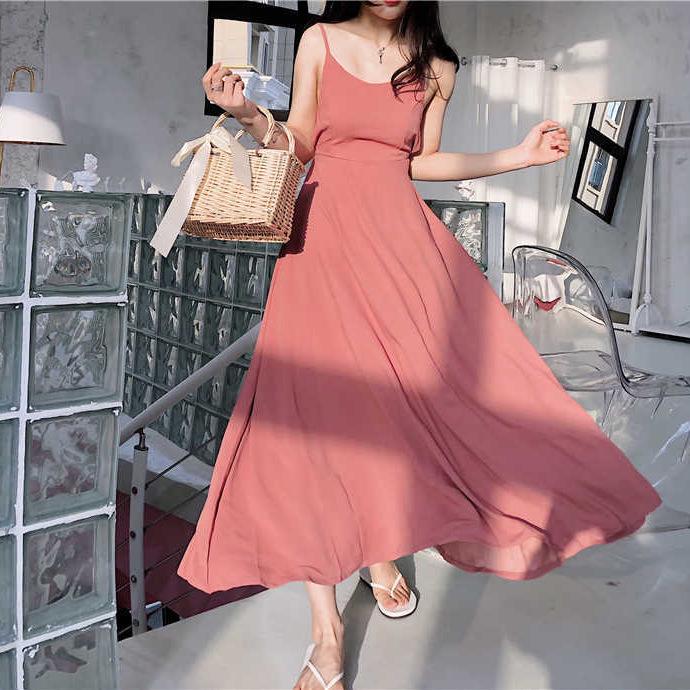 Lös sommarklänning i maxilängd i japansk stil - Fransk mode design med öppen rygg