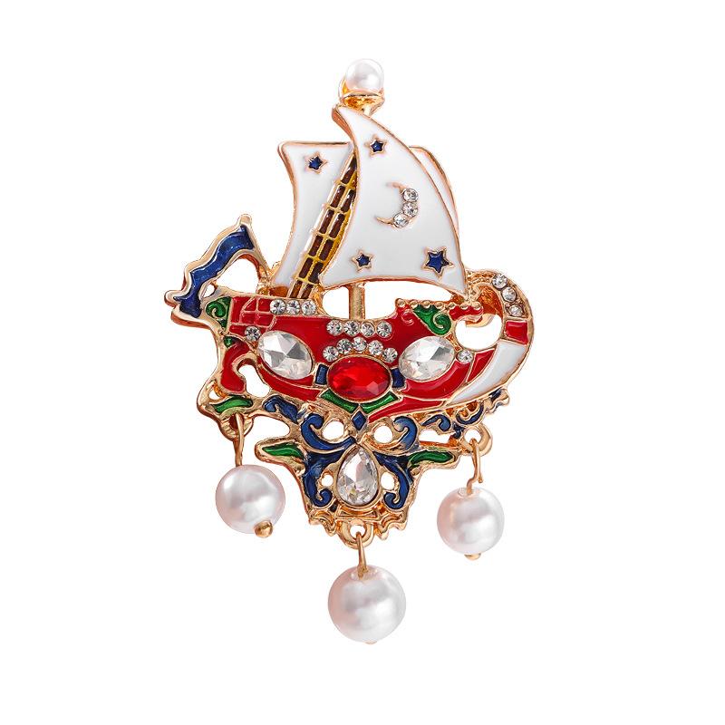 Palace-style Sailing Ship, High-end Feminine Temperament, Versatile and Fashionable Sailing Ship Collar Pin, Accessories Brooch