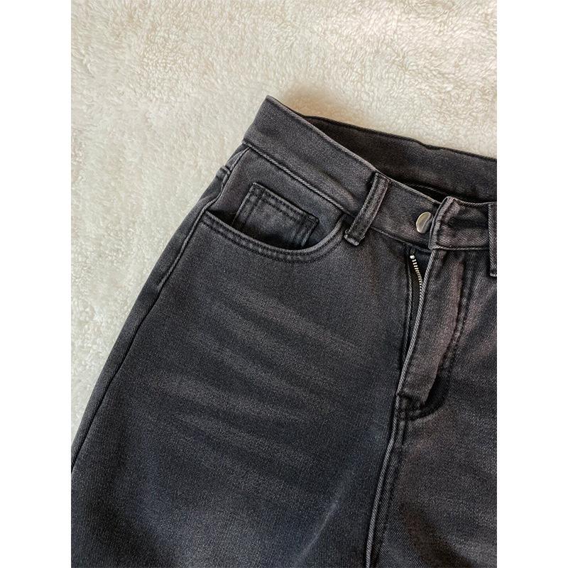 2025 Plus Size Women's Fleece-Lined Wide Leg Jeans: Autumn/Winter High Waist, Straight-Leg Slimming Pants for Pear-Shaped Figures