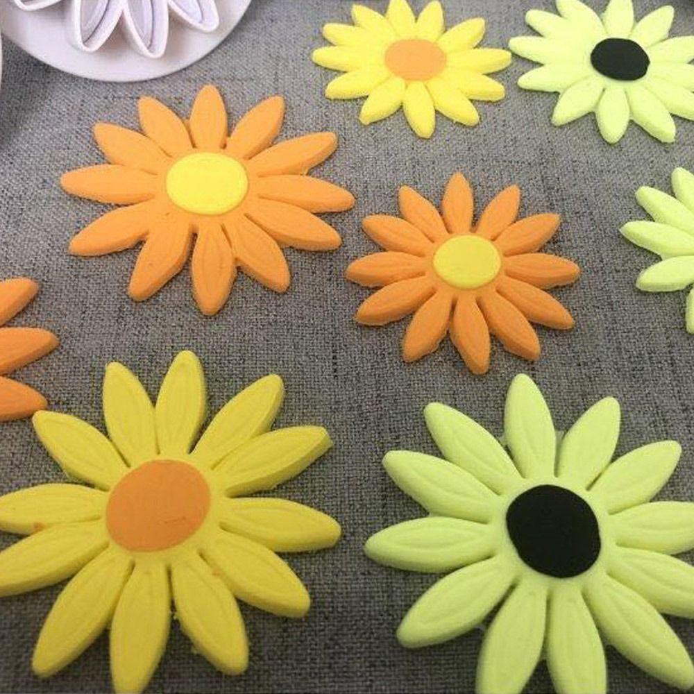 4Pcs Reusable Daisy Flower Cake Decoration Fondant Mold Cake Cutter Cookie Mold Plunger Mould