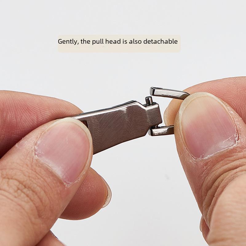 Tool-Free Removable and Replaceable Luggage Wallet Zipper Puller Pendant