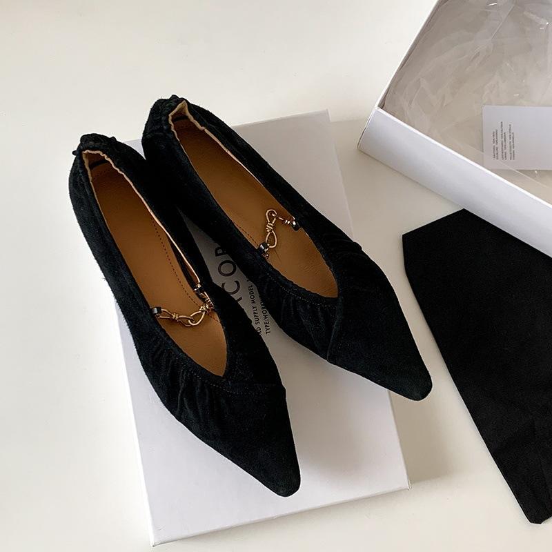 

New four seasons fashion single shoes women s pointed head low-top non-slip beef tendon sole single shoes large size casual solid color sheepskin 40