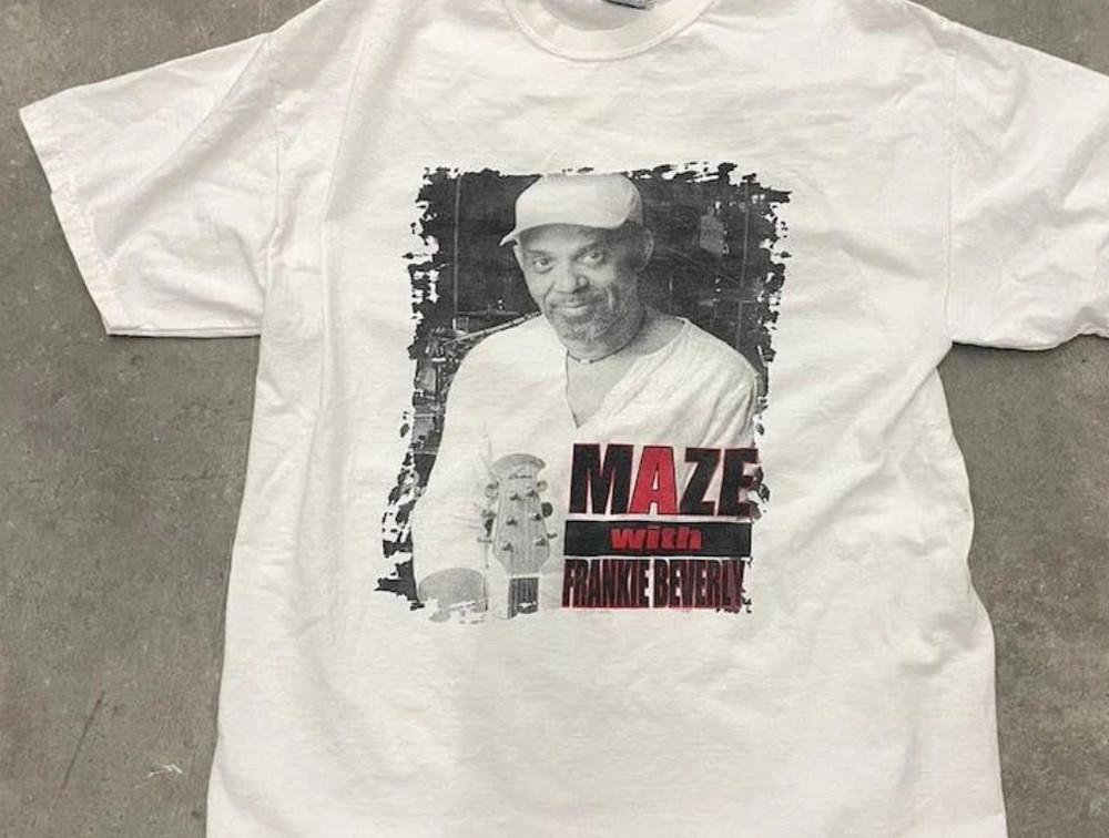 

Maze Featuring Frankie Beverly Shirt Gift For Fan Black All Size Shirt Unisex T-Shirt XXL