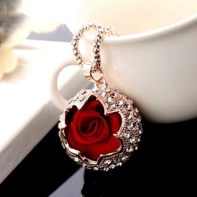 Elegant Color Rose Pendant Long Necklace For Women Shinning Crystal Flower Sweater Accessories