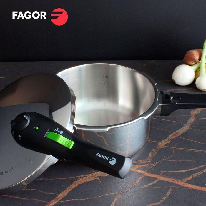 Autocuiseur 7,5 Litres, Induction, Acier Inoxydable 18/10, 2 Niveaux De Pression FAGOR Rapid Xpress 8 Argent 800079