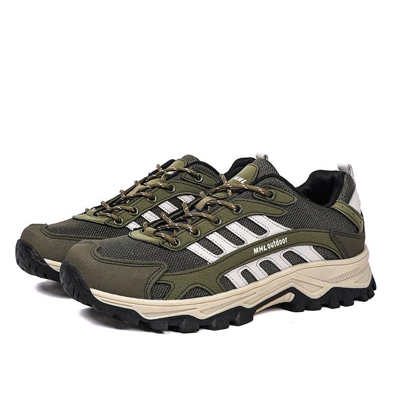 2026 Men's Breathable Mesh Low-Top Non-Slip Hiking Shoes - Large Size & Lightweight