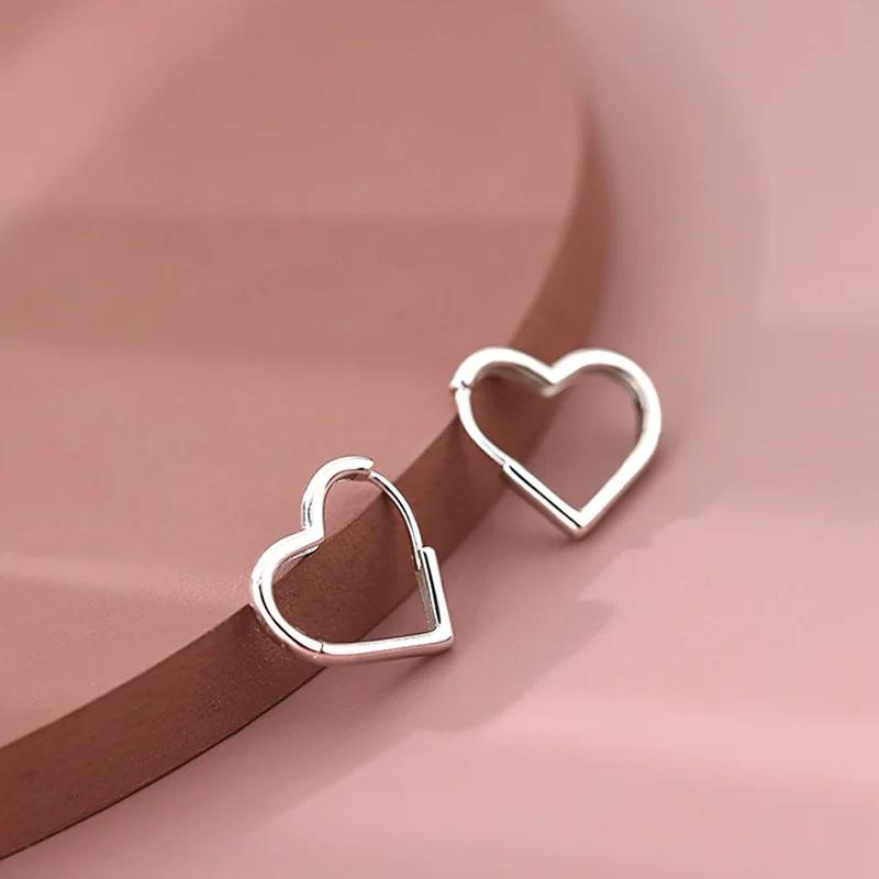 Fashion Simple Design Silver Color Hollow Heart Hoop Earrings for Women Cute Stainless Steel Gold Color Earrings Jewelry Gifts