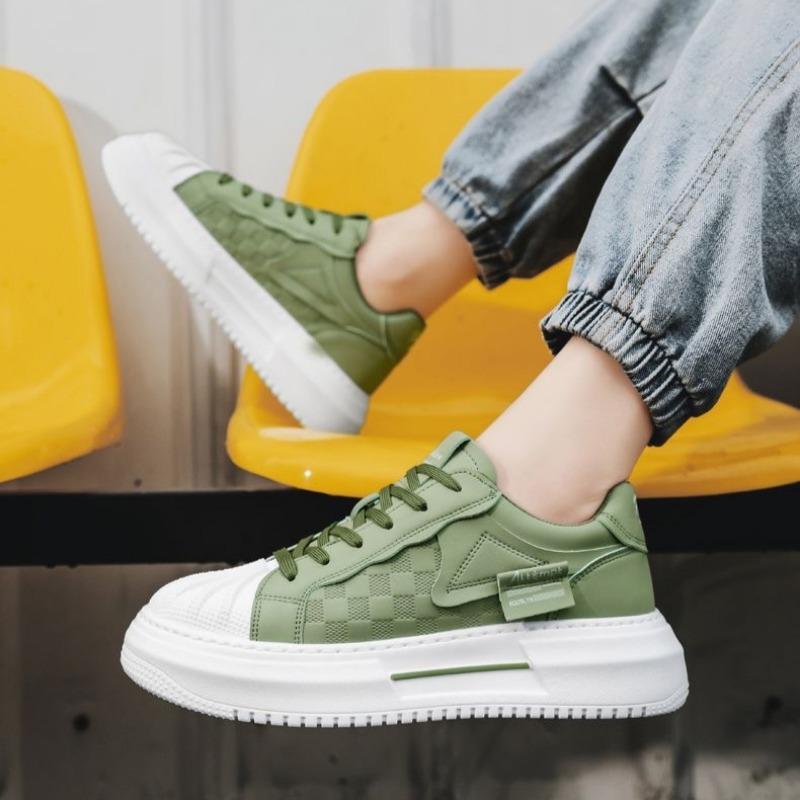 Fashion 2025 Designer Brand Men's Sneakers Luxury Athletic Men Platform Shoes Student Board Shoe Outdoor No Slip Walking Footwear Hombre