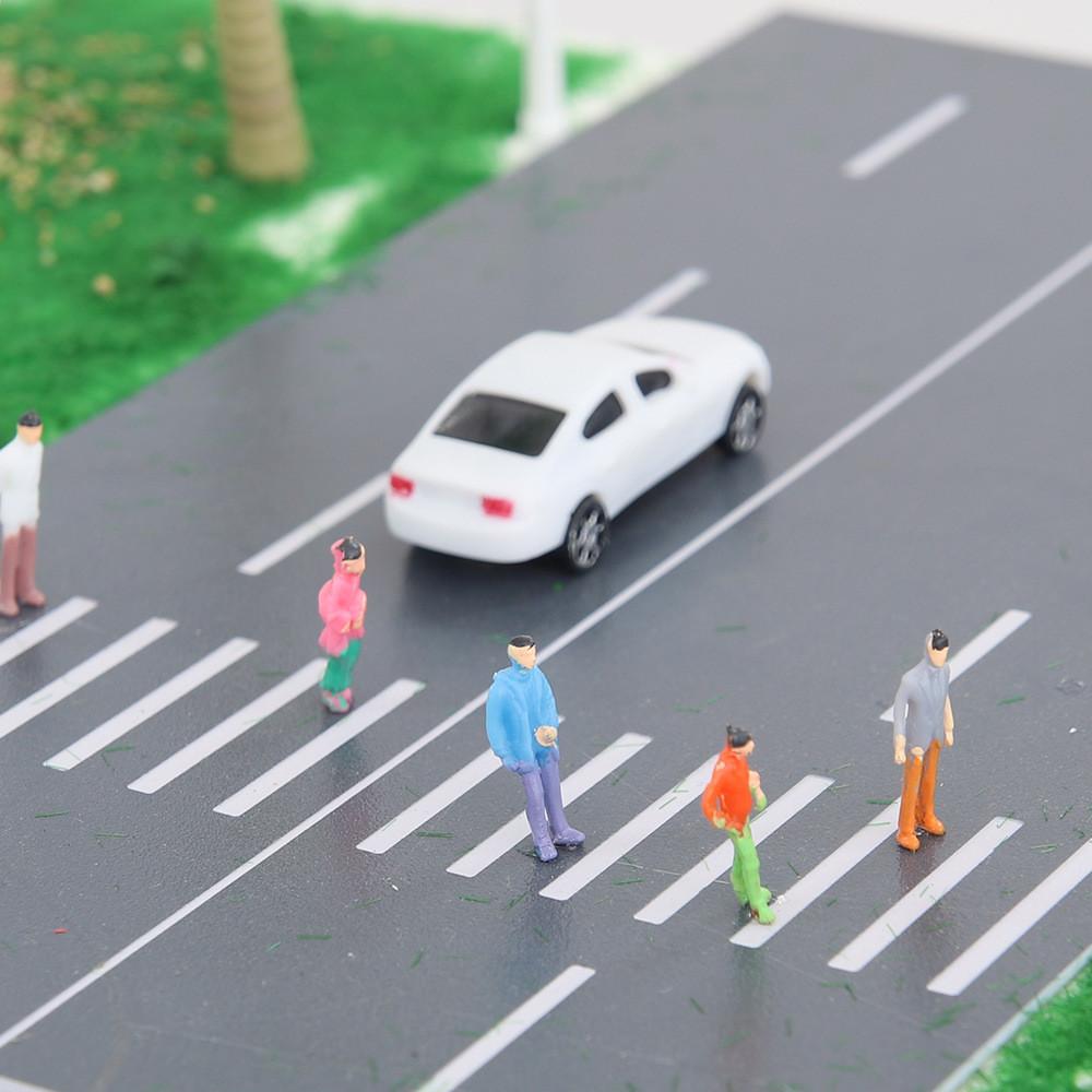 Colorful Plastic Miniature Figurine Models Set Of 100 In 1 To 200 Scale For Collectors