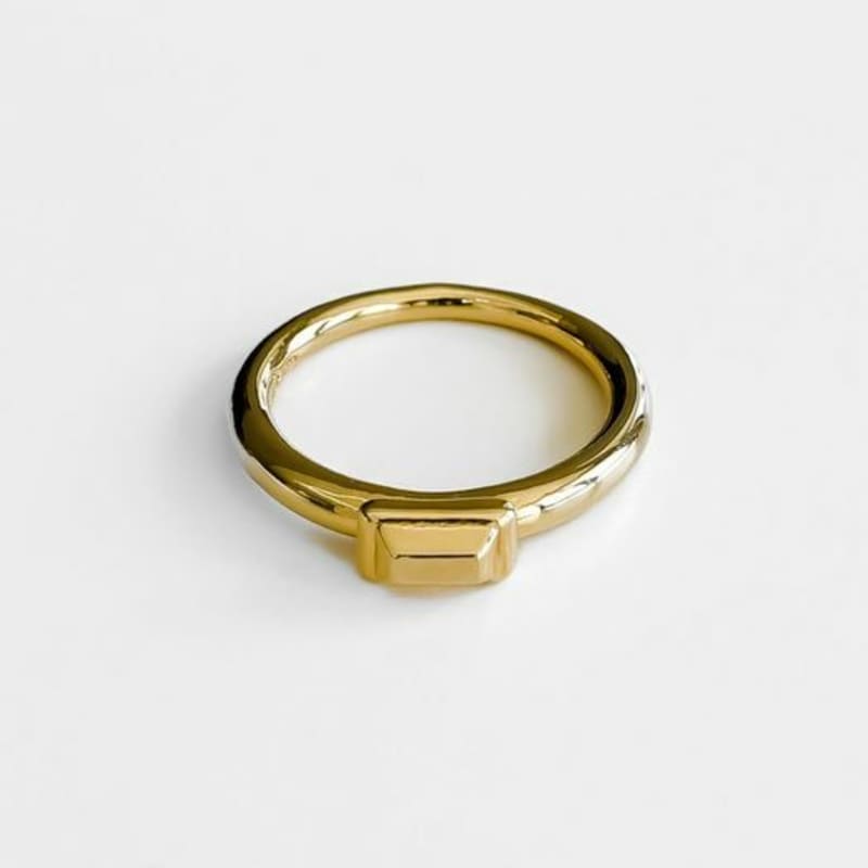 Invisible Collage SQUARE CAP RING_GOLD Square Cap Ring Gold