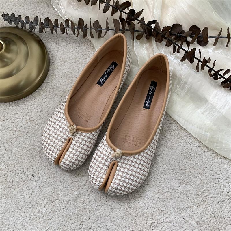 Fashion SUOJIALUN 2025 Autumn Women Flats Ballerina Shoes Fashion Split Toe Flat Ballet Female Casual Slip On Loafer Bot Knot Flats Muje