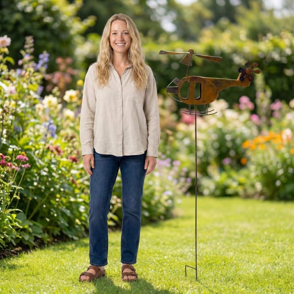 Metall-Hubschrauber Gartenstecker für den Außenbereich Rost-Finish Dekoratives Hofornament mit drehenden Rotorblättern und Erdspieß für Rasen und Terrasse
