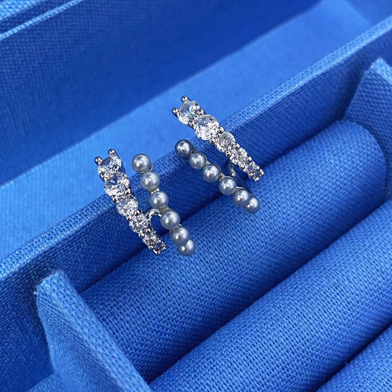 

Hejia Grey Pearl Sterling Silver Women s Necklace - 2024 Summer Light Luxury Clavicle Chain Copper