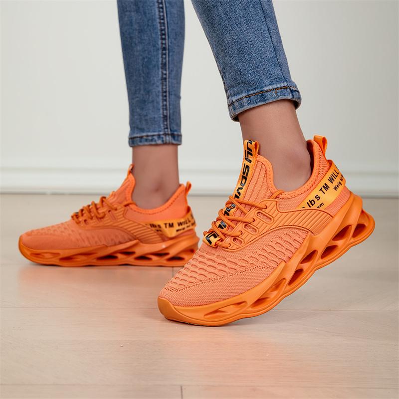2025 Fashion Red Casual Sneakers Women Men Blade Shoes Big Size 45 Light Breathable Sports Shoes for Men Mesh Running Sneakers