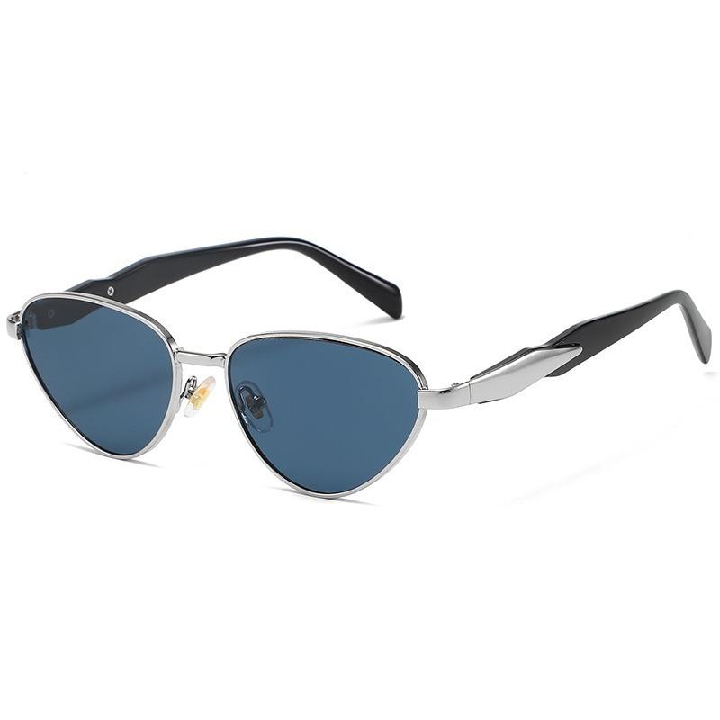 Small Frame Metal Oval Sunglasses For Women Men Luxury Brand Designer Vintage Steampunk Sunglasses Popular Eyewear Shades Uv400