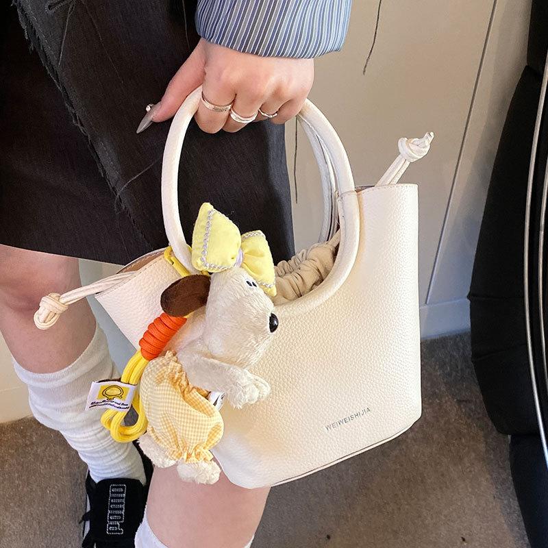 Spring and Summer Popular Korean Popular High-end Sense Portable Bucket Bag Temperament Casual Commuting Style Versatile Shoulder Messenger Bag