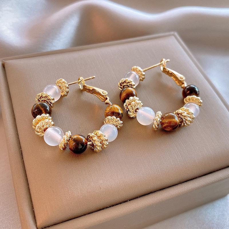 Silver Needle Tiger Eye Geometric Irregular Stud Earrings - Autumn Winter Retro Niche High-End Style.