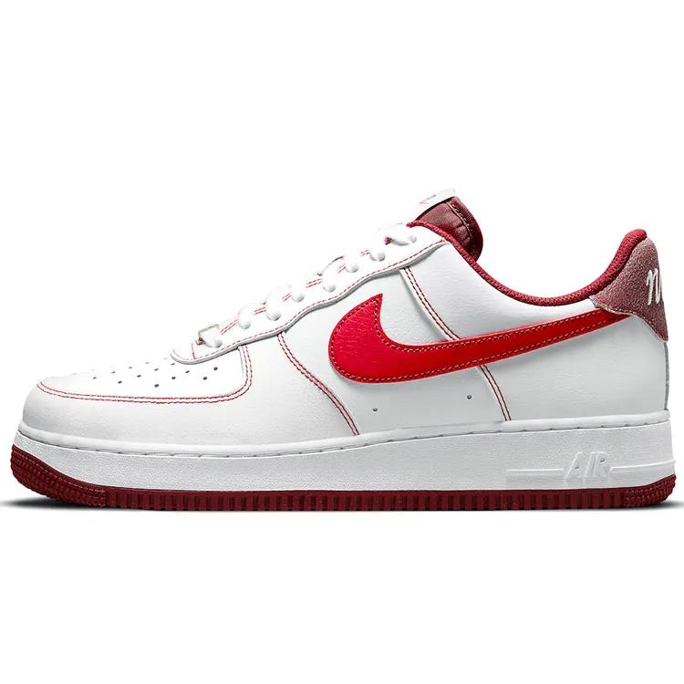 Nike Air Force 1 '07 'Bílá Univerzitní Červená' (Unisex) Bílá / Týmově červená / Plátěná / Univerzitní červená Skateboardové boty DA8478 101
