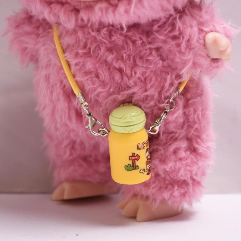 

17см Подвеска-шляпа Лабубу: Аксессуар для одежды/Брелок для ключей/Шарм для наплечной сумки/Стакан для воды Yellow Cup and Crossbody Bag