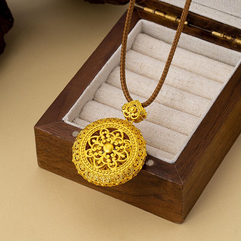 New Chinese sand gold hollow out time comes and goes compass pendant woven rope necklace women's fashion temperament rotating sweater chain