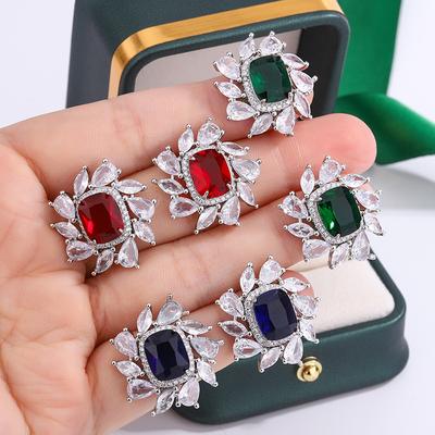 Boucles d'oreilles géométriques carrées en zircon pour femmes Rétro Tendance et polyvalentes