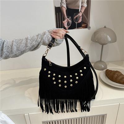 American Rivet Fringed Bag Women's 2025 New Trendy Maillard Western Saddle Bag Versatile Ins Wind Messenger Bag