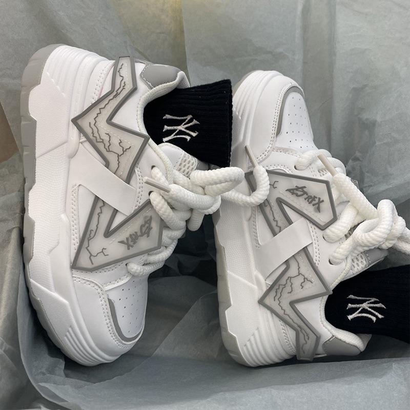 

Bread shoes men s thick-soled heightening sports skateboard shoes men s new summer versatile little white shoes breathable 35 серый