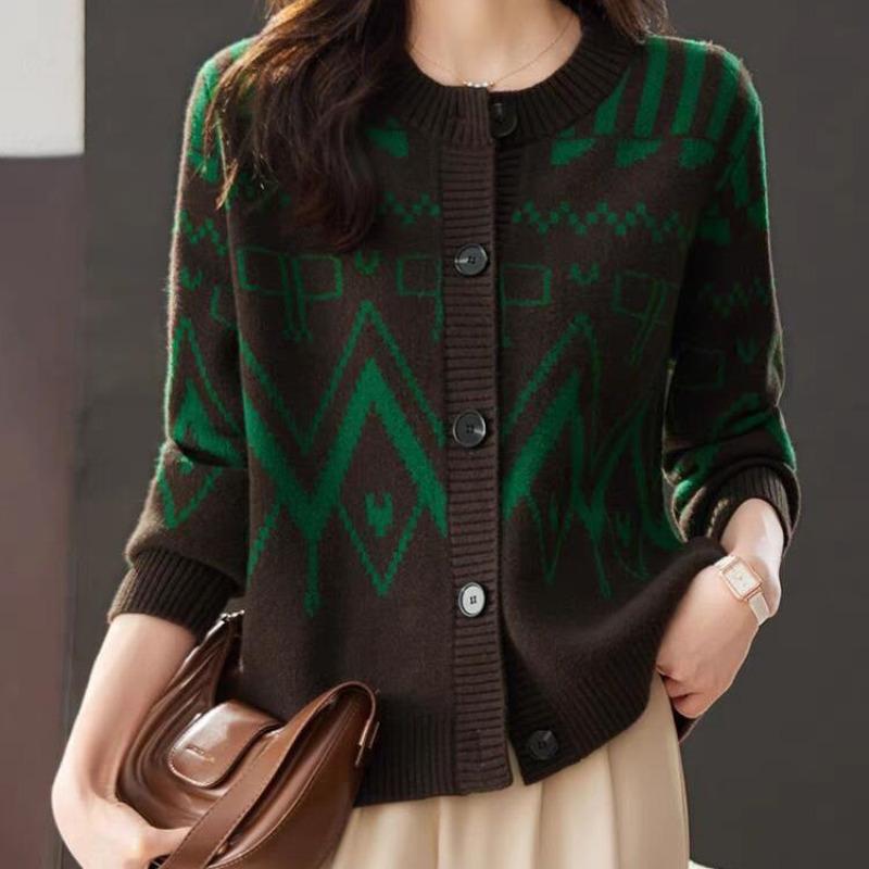 

Новая осенняя куртка-свитер с круглым вырезом и верхом L