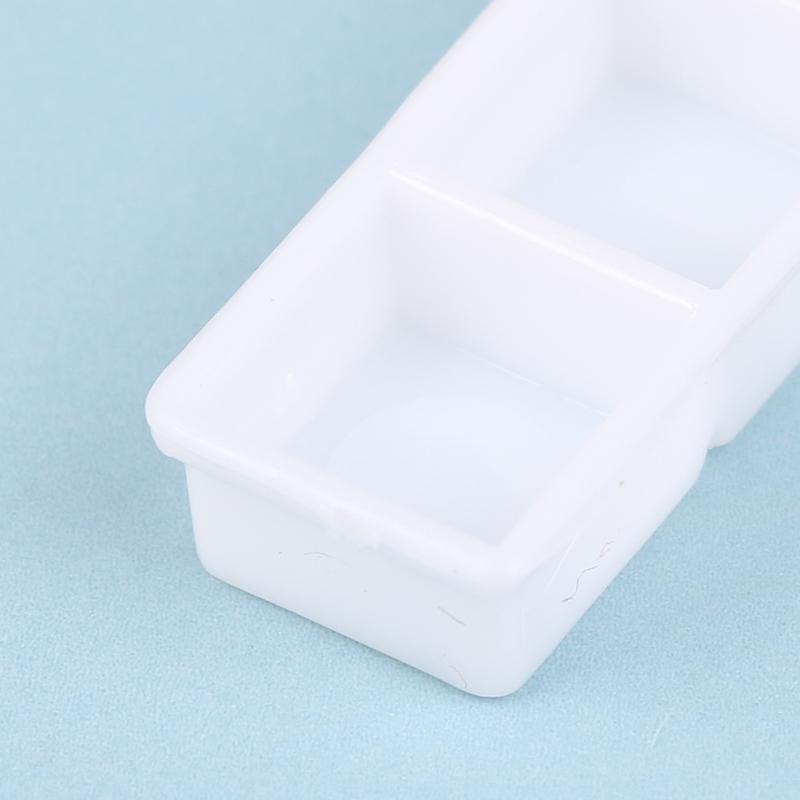 33Pcs/Set Dollhouse Miniature Trays Plates Doll Mini Food White Dishes Tableware