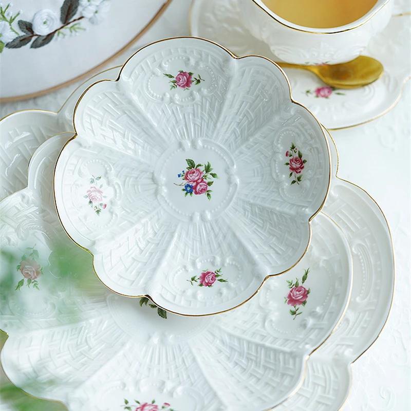 English Teapot Set European Vintage Flower Tea Cup Court Style Ceramics Coffee Cup Saucer Pot Home Exquisite Drinking Utensils